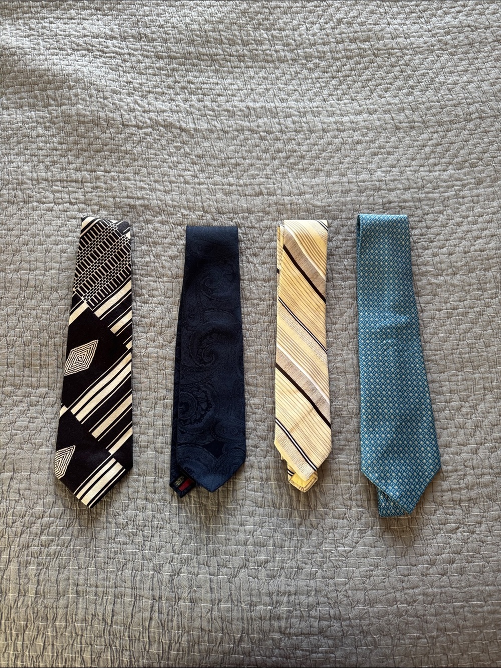Vintage Tie Lot of 4